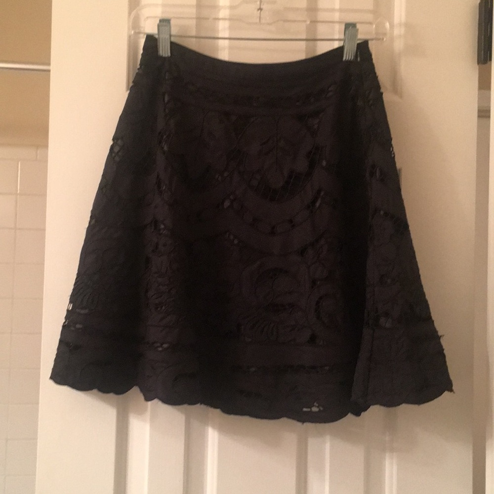 Beautiful and chic Black silk skirt